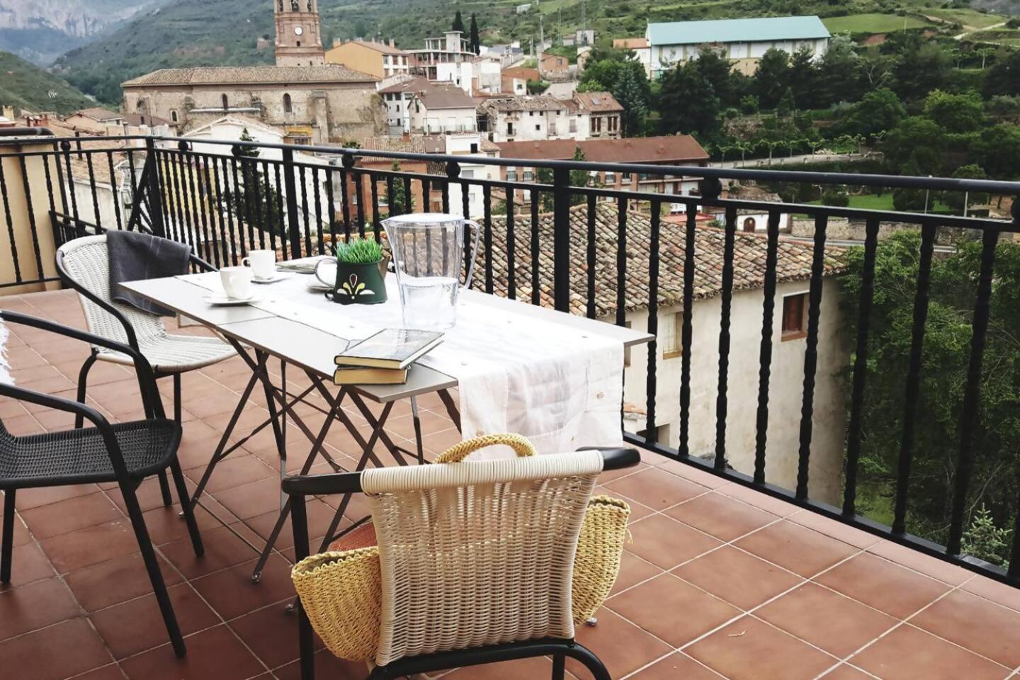 Un Apartamento Con Vistas Viguera エクステリア 写真
