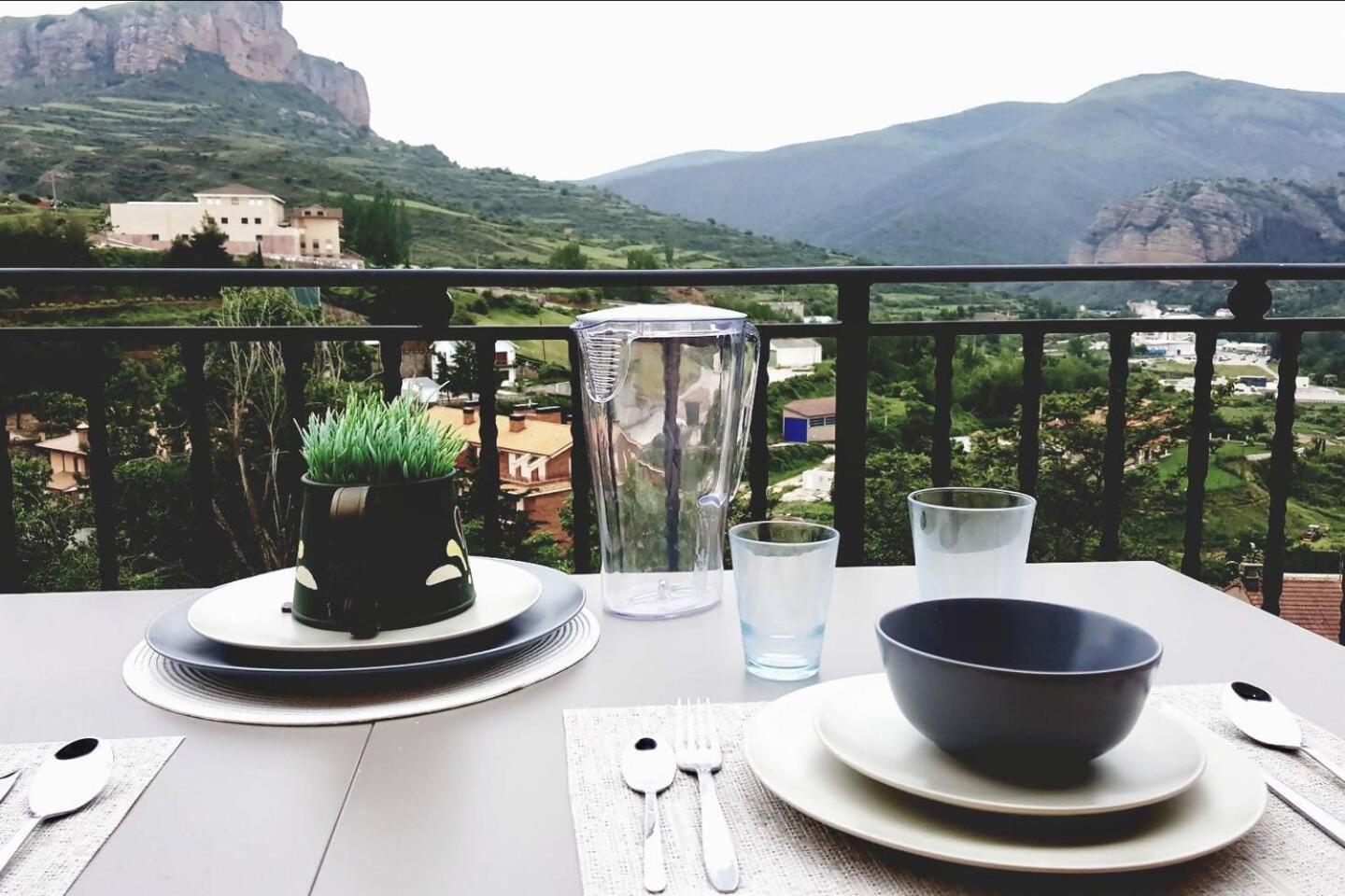 Un Apartamento Con Vistas Viguera エクステリア 写真