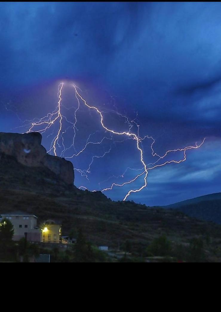 Un Apartamento Con Vistas Viguera エクステリア 写真